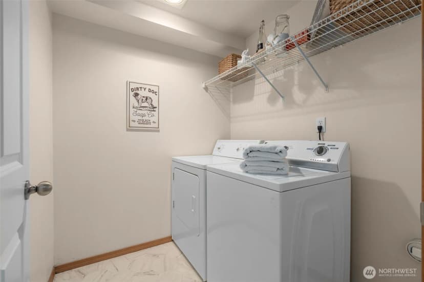 Property photo for 13709 Greenwood Avenue N, Seattle photo 22