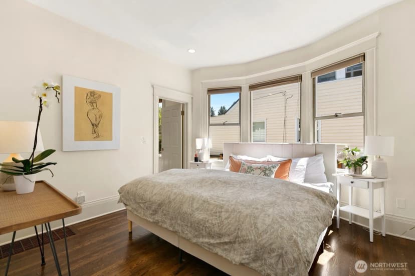 Property photo for 514 30th Avenue E, Seattle photo 12