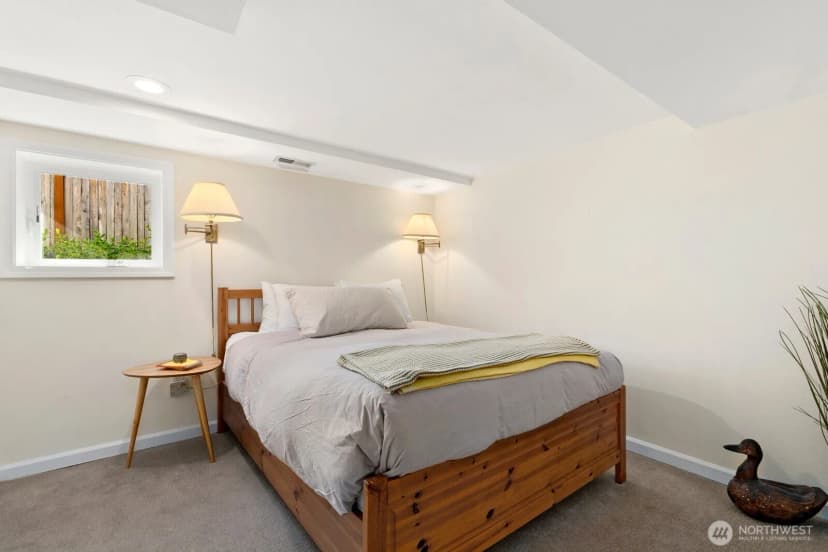 Property photo for 514 30th Avenue E, Seattle photo 17