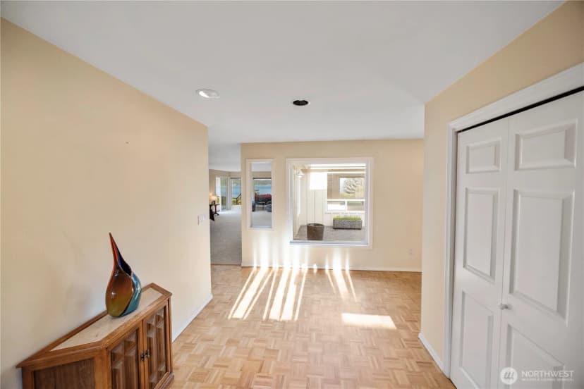Property photo for 7177 Grandview Place, Gig Harbor photo 4