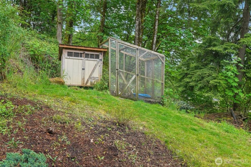 Property photo for 250 Sylvan Way, Longview photo 30