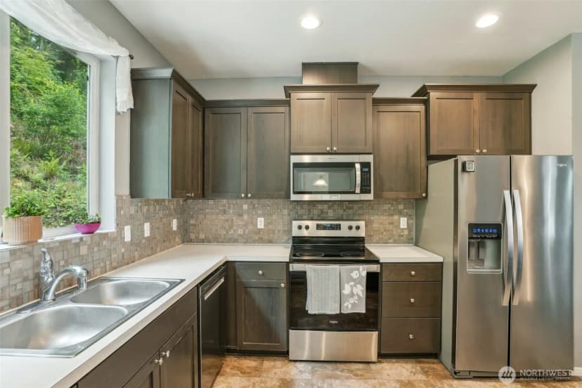 Property photo for 250 Sylvan Way, Longview photo 12