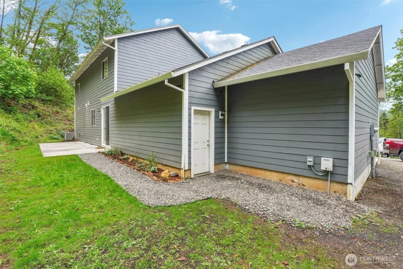 Property photo for 250 Sylvan Way, Longview photo 27