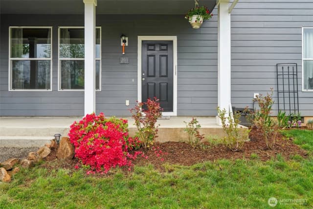 Property photo for 250 Sylvan Way, Longview photo 2