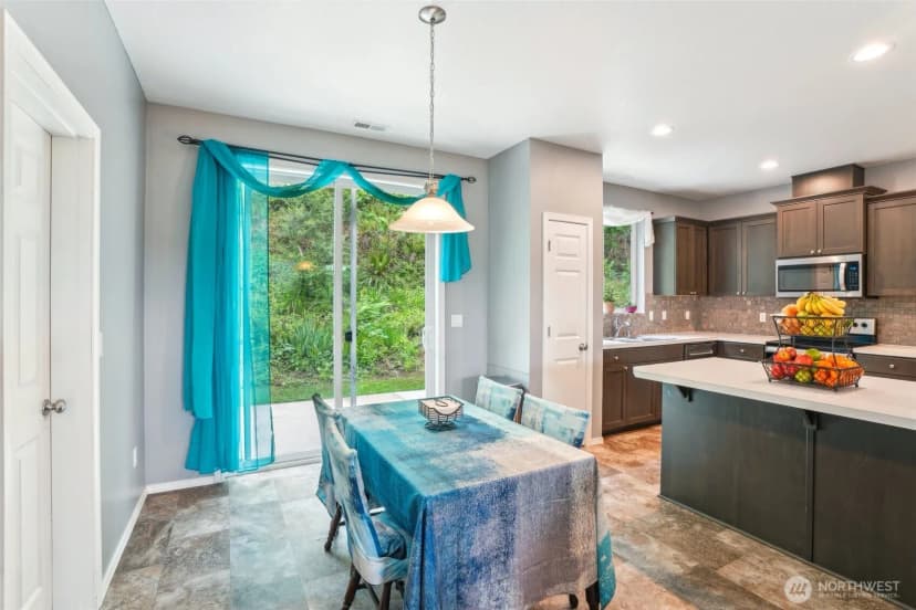 Property photo for 250 Sylvan Way, Longview photo 10