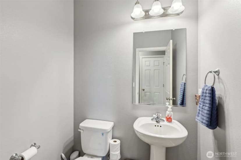 Property photo for 250 Sylvan Way, Longview photo 14
