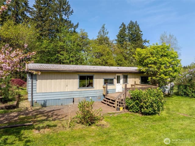 Property photo for 237 Toledo Salmon Creek Road, Toledo photo 2