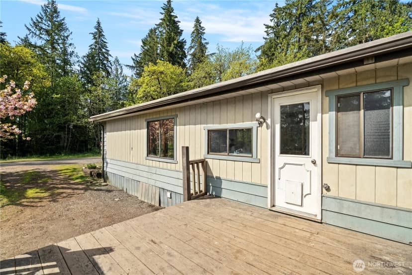 Property photo for 237 Toledo Salmon Creek Road, Toledo photo 6