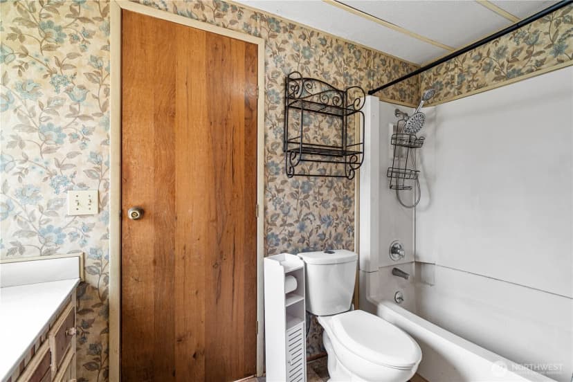Property photo for 237 Toledo Salmon Creek Road, Toledo photo 20