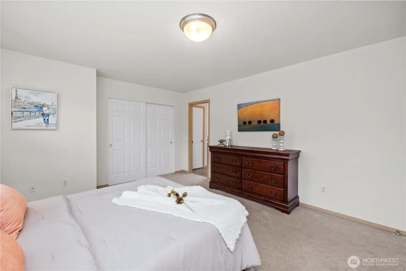 Property photo for 926 99th Street Sw, Everett photo 18