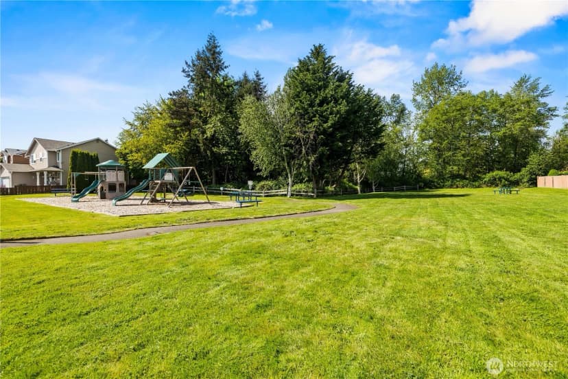 Property photo for 926 99th Street Sw, Everett photo 35