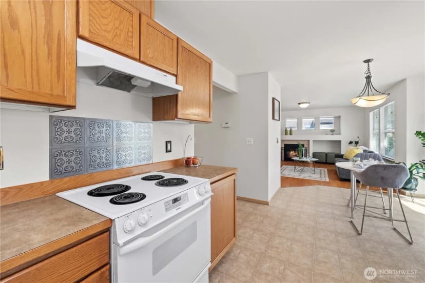 Property photo for 926 99th Street Sw, Everett photo 12
