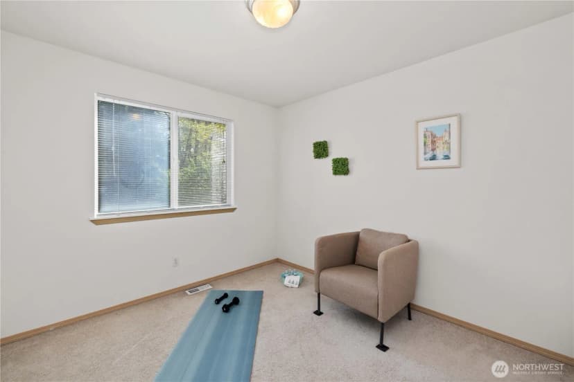 Property photo for 926 99th Street Sw, Everett photo 26