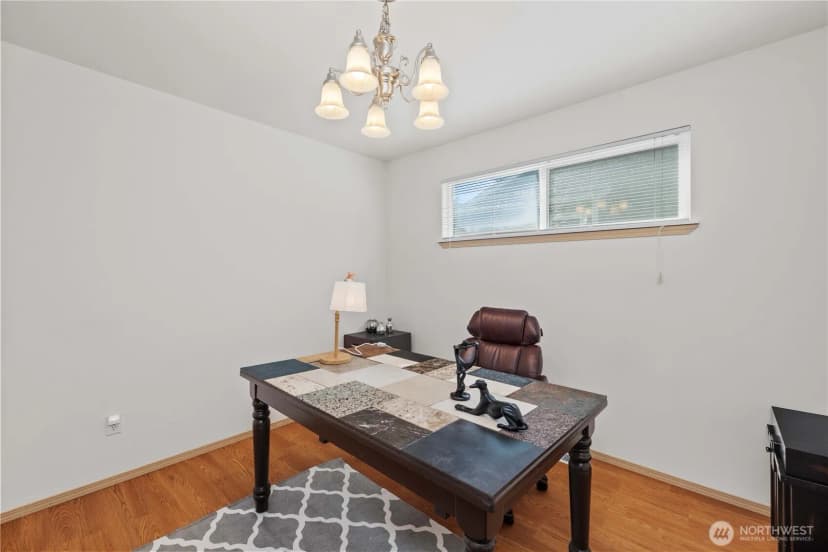 Property photo for 926 99th Street Sw, Everett photo 15