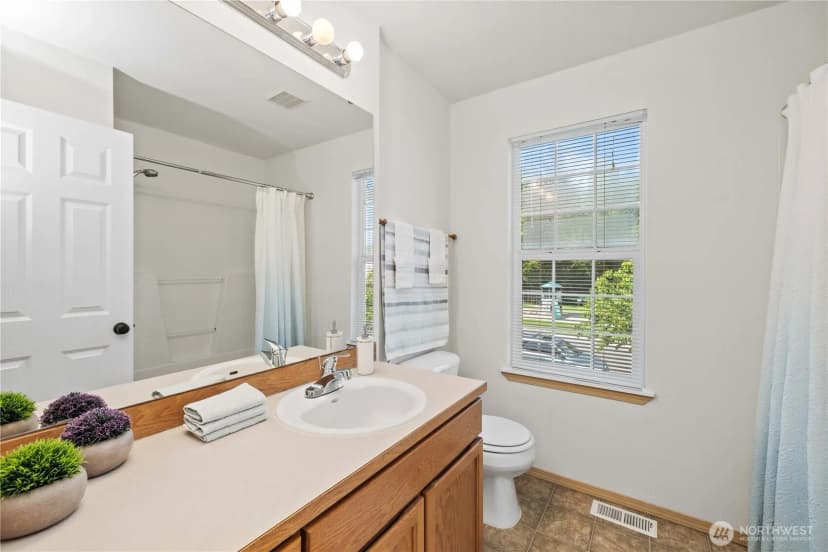 Property photo for 926 99th Street Sw, Everett photo 25