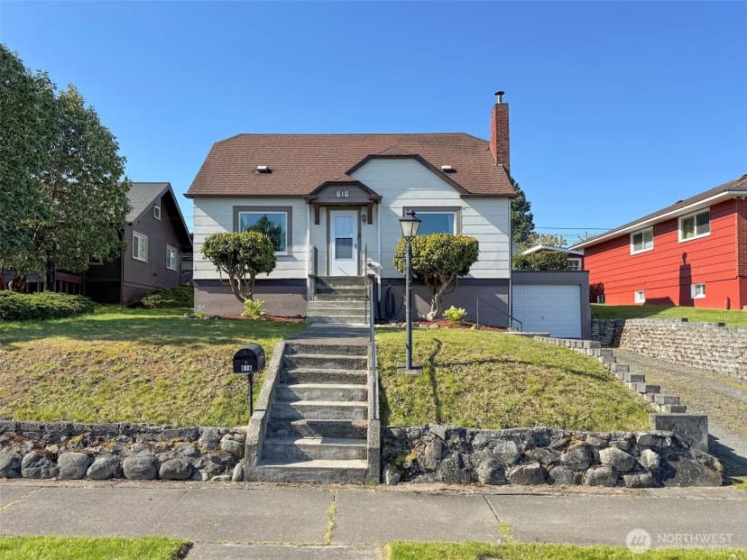 Property photo for 616 E 10th Street, Port Angeles photo 40