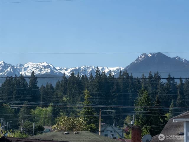 Property photo for 616 E 10th Street, Port Angeles photo 5