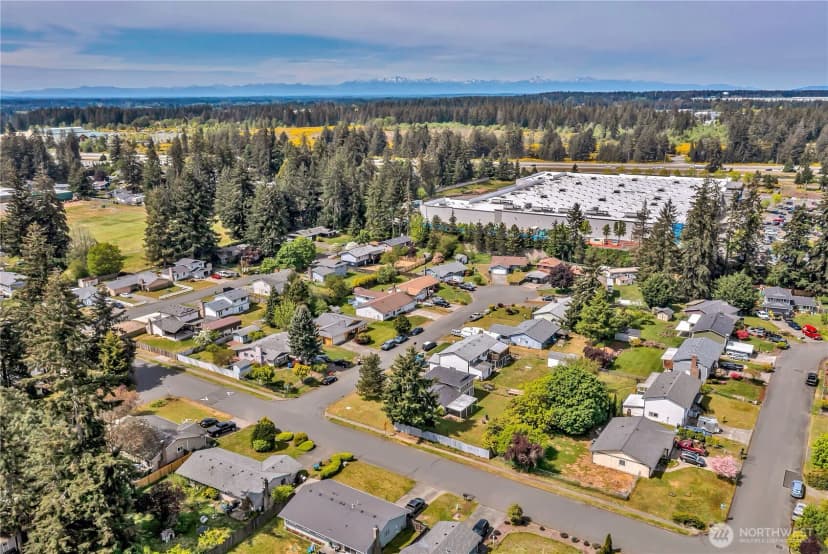 Property photo for 1300 Rhododendron Court Ne, Olympia photo 25