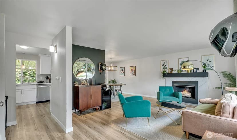 Property photo for 1300 Rhododendron Court Ne, Olympia photo 4