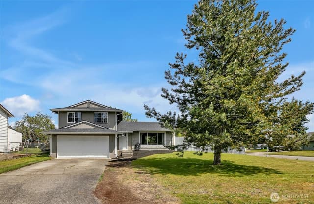 Property photo for 1300 Rhododendron Court Ne, Olympia photo 2