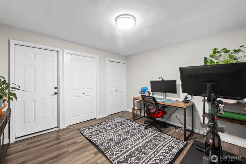 Property photo for 13437 4th Avenue Sw, Burien photo 28