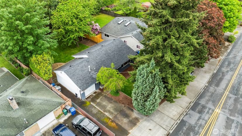 Property photo for 13437 4th Avenue Sw, Burien photo 37