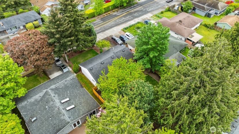 Property photo for 13437 4th Avenue Sw, Burien photo 38