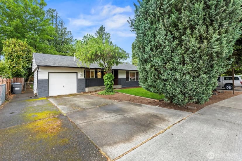 Property photo for 13437 4th Avenue Sw, Burien photo 3