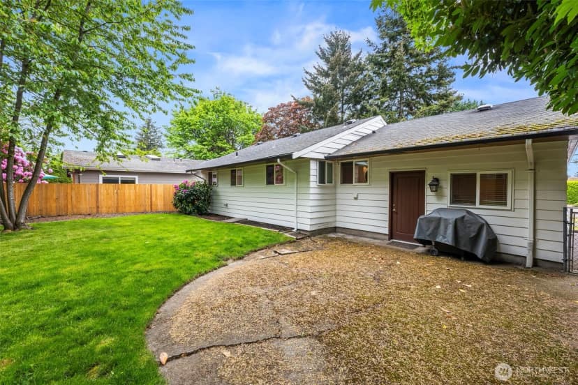 Property photo for 13437 4th Avenue Sw, Burien photo 31