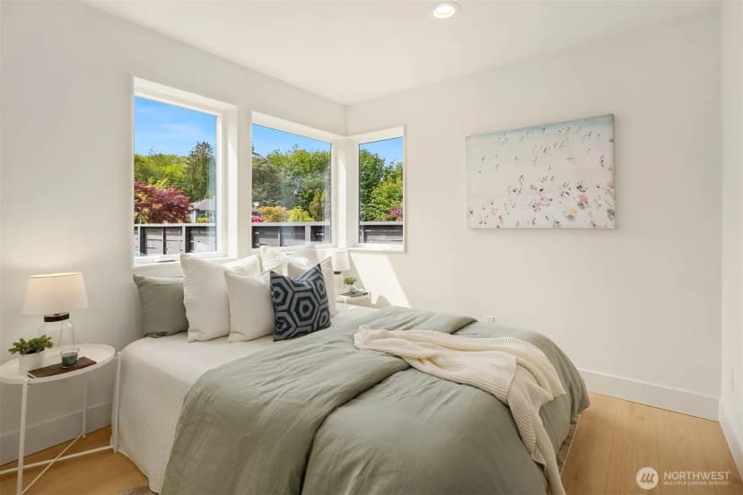 Property photo for 3650 51st Avenue Sw #b, Seattle photo 17
