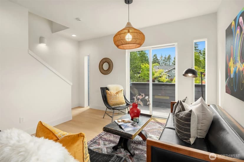 Property photo for 3650 51st Avenue Sw #b, Seattle photo 10