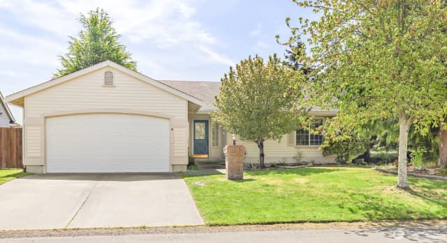 Property photo for 140 America Boulevard, Sequim