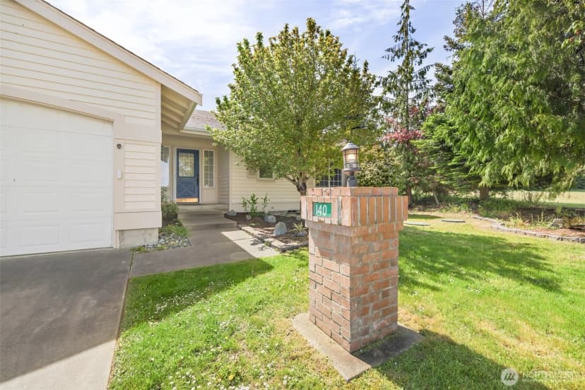 Property photo for 140 America Boulevard, Sequim photo 3