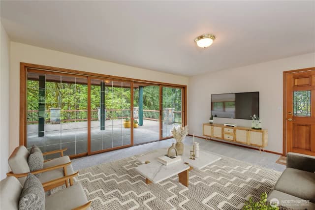 Property photo for 11711 Se Black Road, Olalla photo 4
