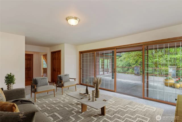 Property photo for 11711 Se Black Road, Olalla photo 2