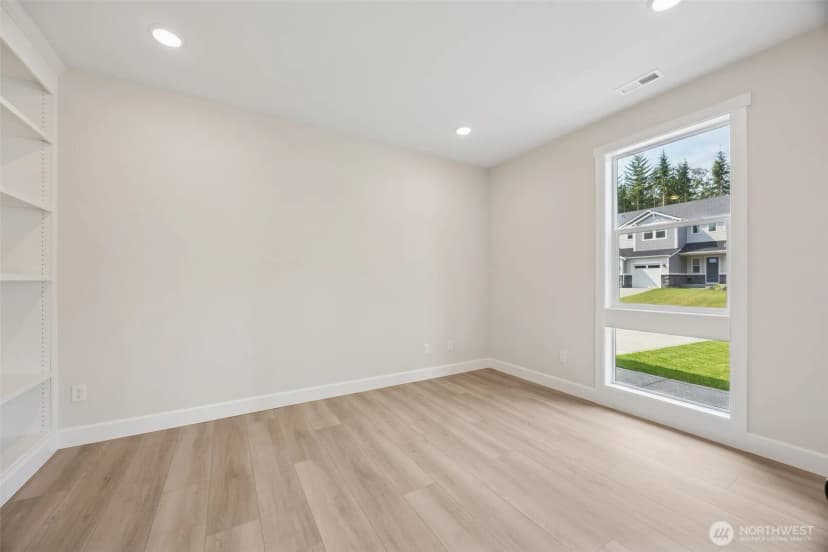 Property photo for 10717 132nd Avenue Ne #1, Lake Stevens photo 6