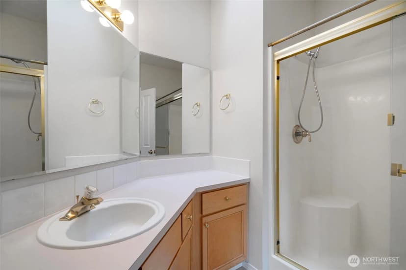 Property photo for 823 Landing Way, Centralia photo 19