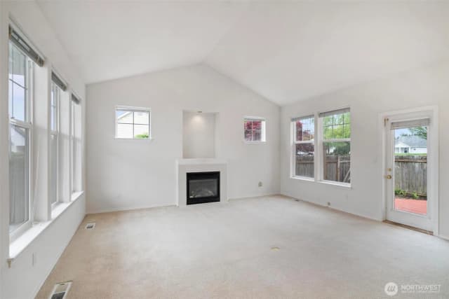 Property photo for 823 Landing Way, Centralia photo 5