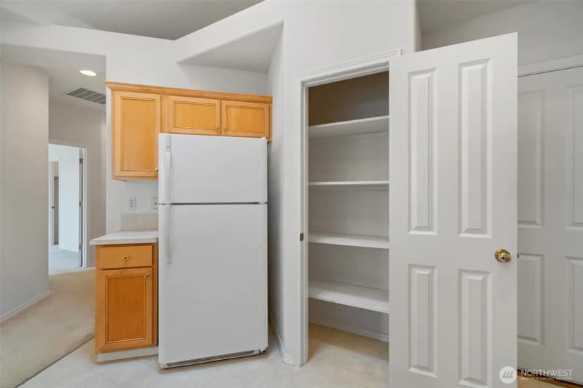 Property photo for 823 Landing Way, Centralia photo 15