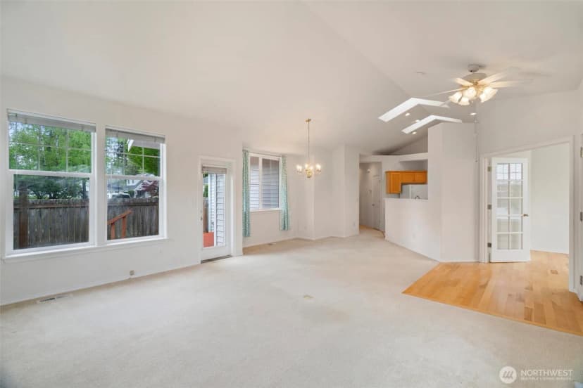 Property photo for 823 Landing Way, Centralia photo 8