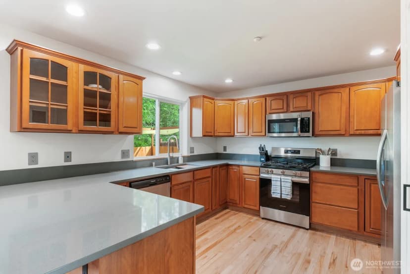 Property photo for 3561 Skylark Loop, Bellingham photo 11