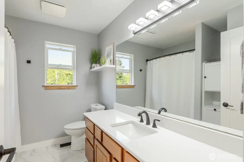 Property photo for 3561 Skylark Loop, Bellingham photo 24