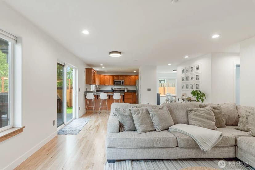 Property photo for 3561 Skylark Loop, Bellingham photo 13