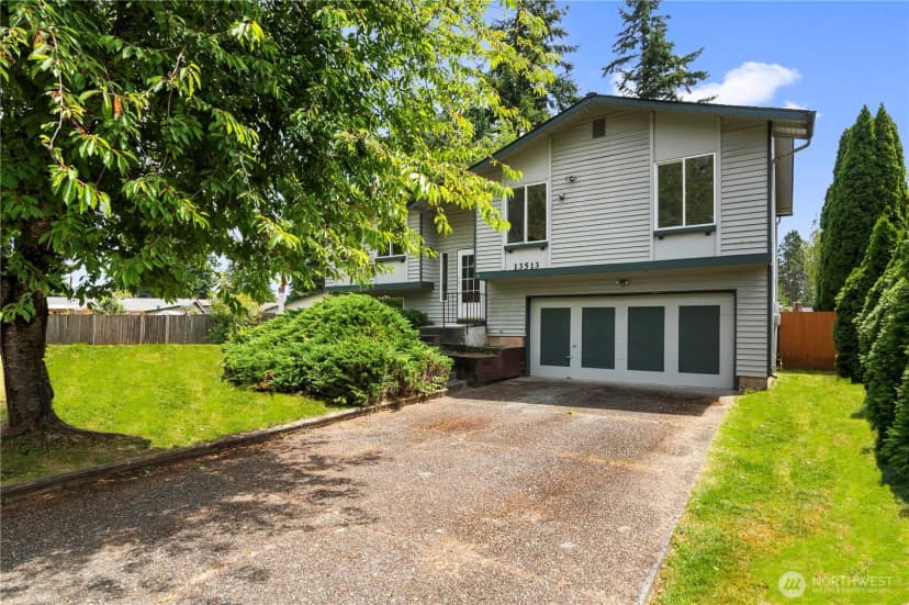 Property photo for 13513 47th Avenue Ne, Marysville photo 28