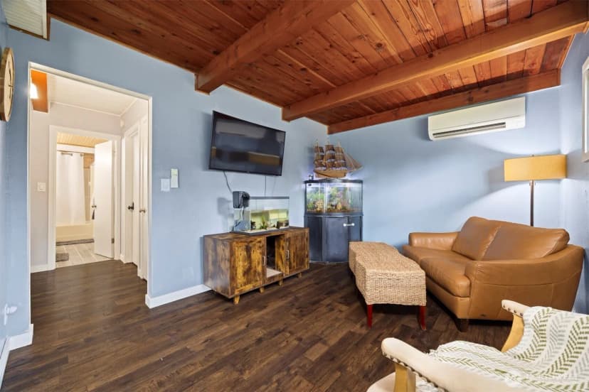 Property photo for 4130 Lakeway Drive, Bellingham photo 10