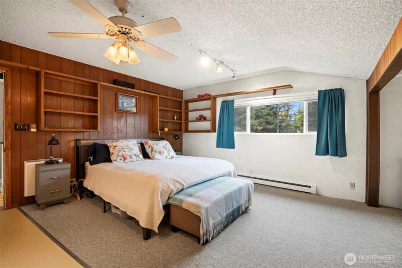Property photo for 4130 Lakeway Drive, Bellingham photo 14