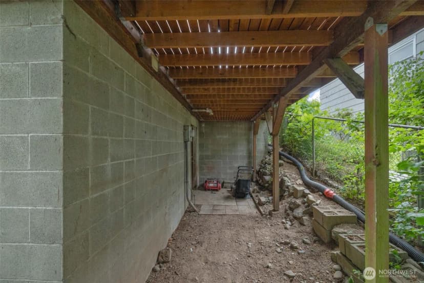 Property photo for 1301 Humphrey Avenue W, Bremerton photo 29