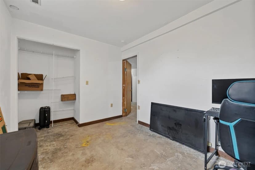Property photo for 1301 Humphrey Avenue W, Bremerton photo 22
