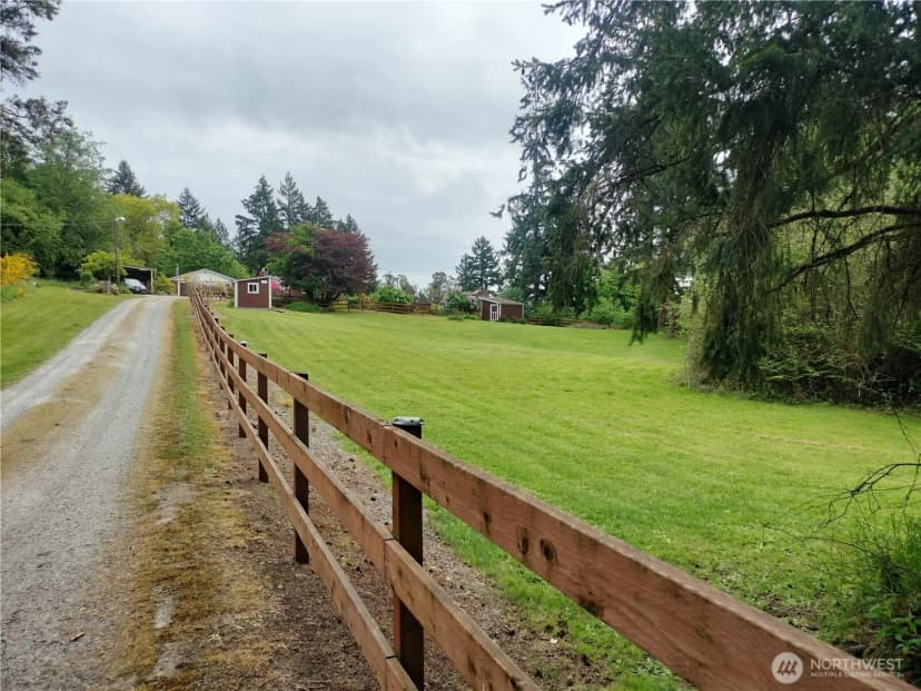 Property photo for 21926 Vashon Highway Sw, Vashon photo 24