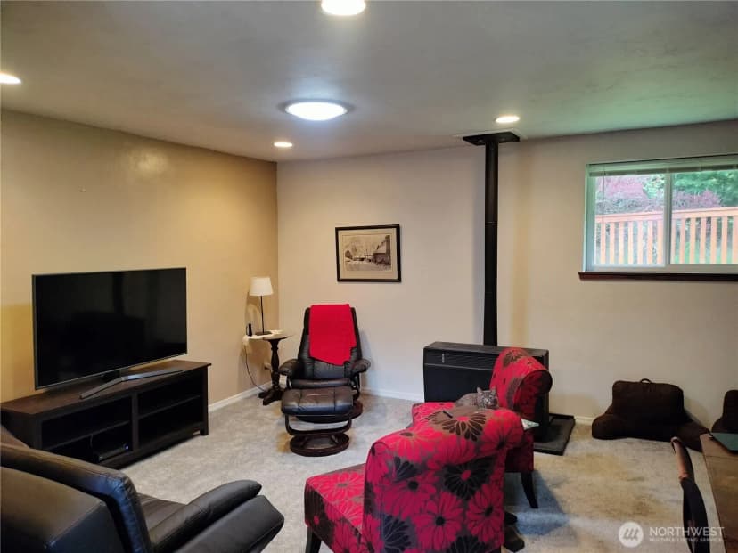 Property photo for 21926 Vashon Highway Sw, Vashon photo 29